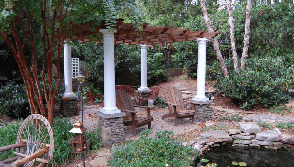 What Is the Difference Between a Gazebo and a Pergola?