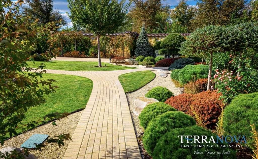 Blending Indoor and Outdoor Living by Terranova Landscapes in Tampa, Florida